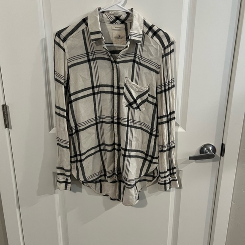 ✨ American Eagle✨ Plaid Boyfriend Top